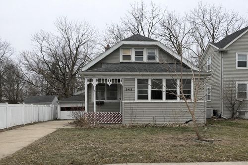645 S Oak Park Court, Milwaukee, WI, 53214 | Card Image