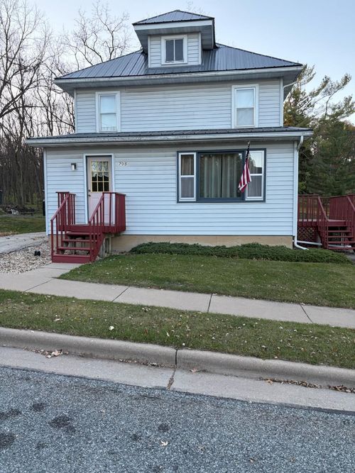 705 Prospect St, BLANCHARDVILLE, WI, 53516-9733 | Card Image