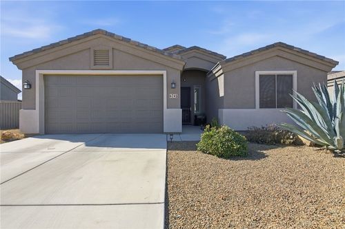 4745 E Old West Rd, Kingman, AZ, 86401-5281 | Card Image