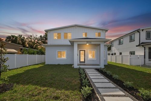 2530 34th Ave N, St Petersburg, FL, 33713-1740 | Card Image