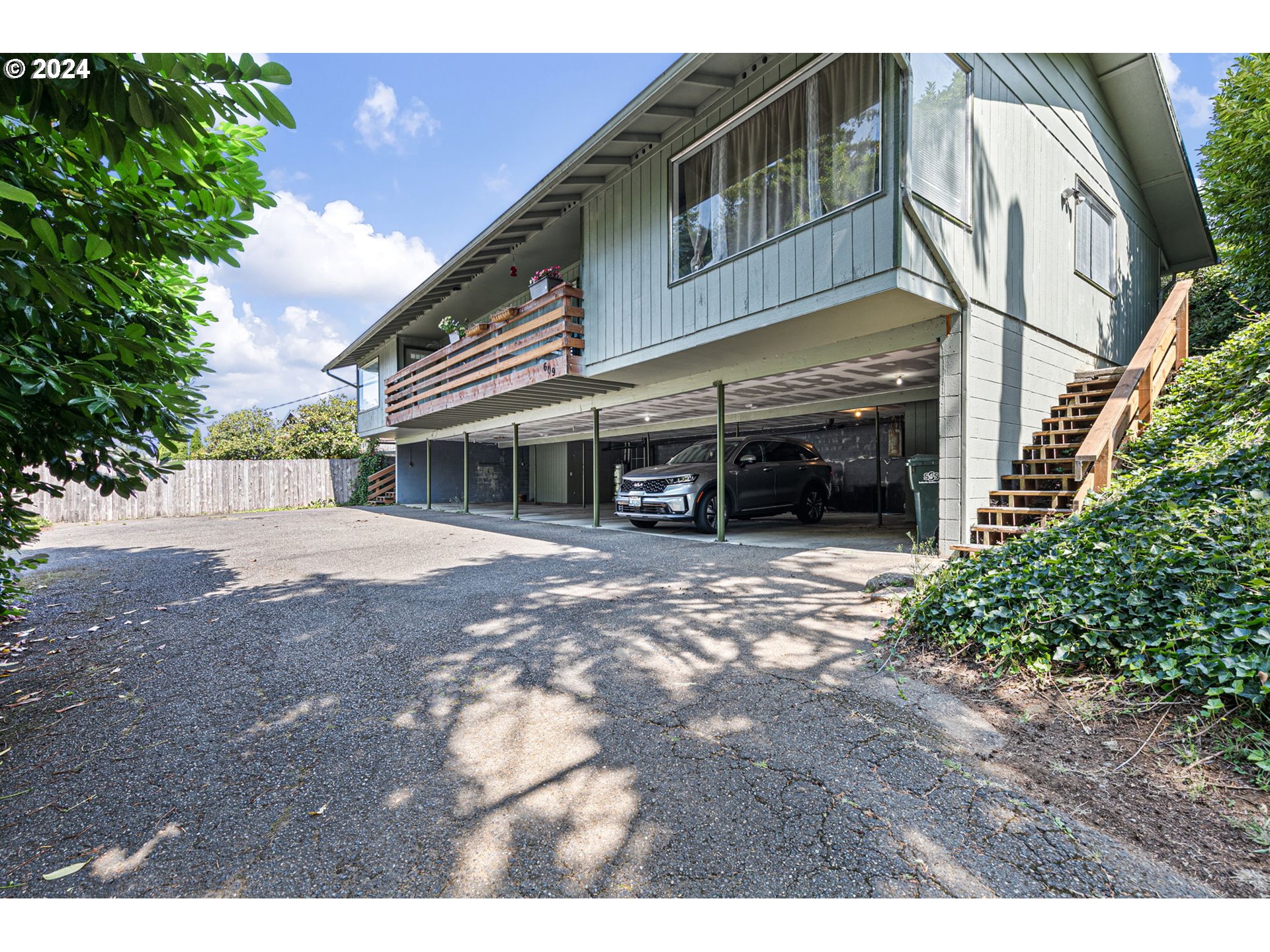 Crestview Dr, Reedsport, OR 97467