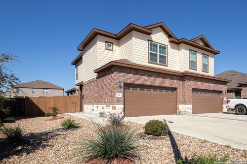 561 Creekside Frst, New Braunfels, TX, 78130-6505 | Card Image
