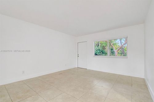 1-407 Se 9th Ct, Hallandale Beach, FL, 33009-7128 | Card Image