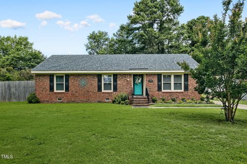 106 Grace Dr Nw, Wilson, NC, 27896-1363 | Card Image