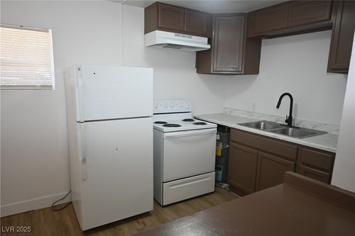 apt-b-1610 Marlin Ave, Las Vegas, NV, 89101-4189 | Card Image