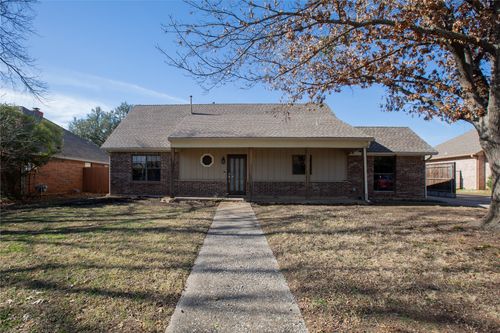 1929 N Lake Trl, Denton, TX, 76201-0601 | Card Image