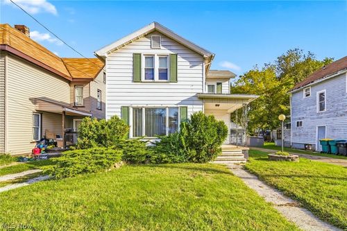 532 State Street, Conneaut, OH, 44030 | Card Image