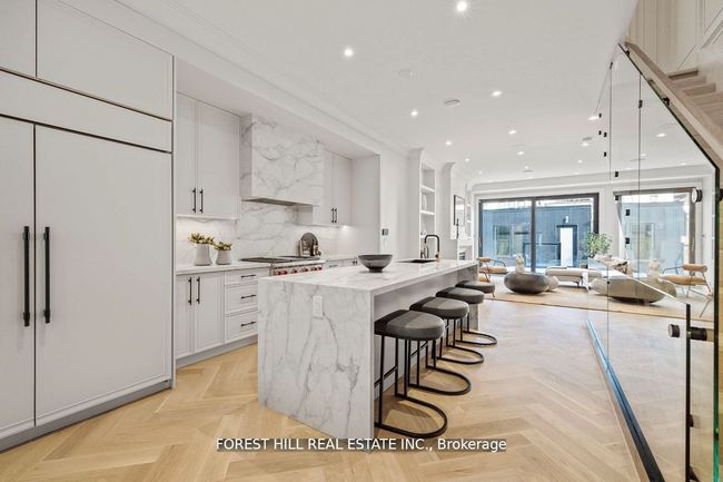 437 Euclid Ave, House attached with 5 bedrooms, 6 bathrooms and null parking in Toronto ON | Image 7