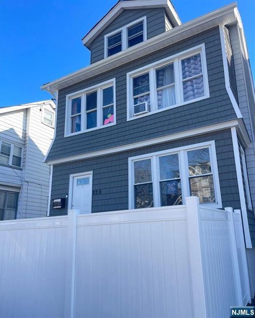 230-228-230 W End Ave, Newark, NJ, 07106-2617 | Card Image