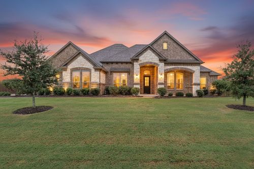 620 Nighthorse Cir, Waxahachie, TX, 75165-1872 | Card Image