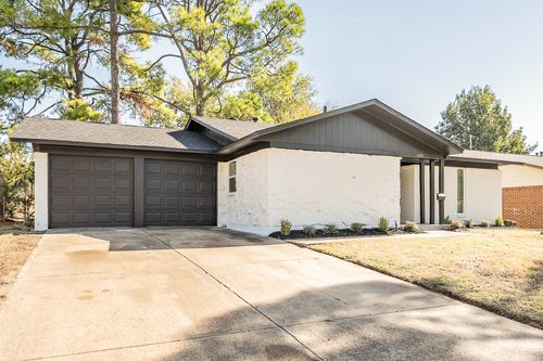 1006 N Ector Dr, Euless, TX, 76039-3242 | Card Image