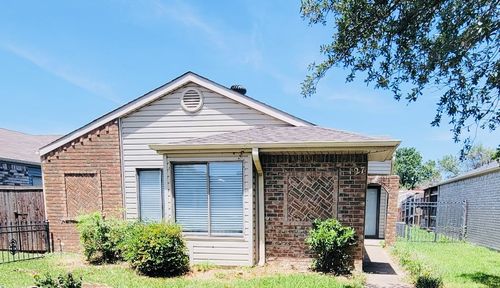 127 Wilderness Trl, Mesquite, TX, 75149-1729 | Card Image