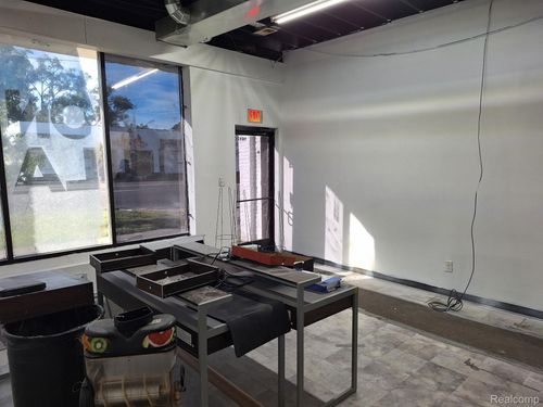 16120 W Mcnichols Rd, Detroit, MI, 48235-3511 | Card Image