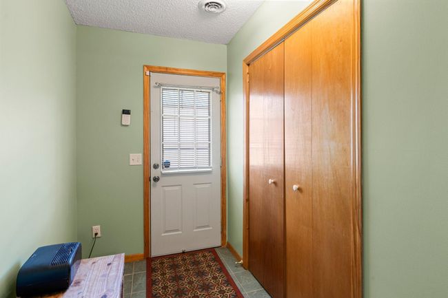 14-web-or-mls-652_330th_Ave-102.jpg | Image 8