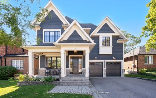 8 Cumberland Dr, Mississauga, ON, L5G3M6 | Card Image