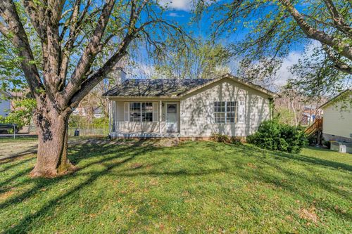 106 Hampton Dr, La Vergne, TN, 37086-3331 | Card Image