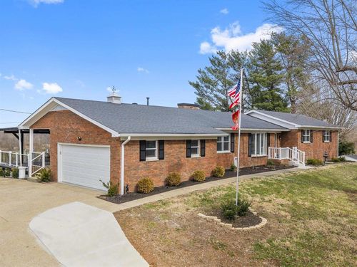 4121 Hayden Rd, Owensboro, KY, 42303-9688 | Card Image