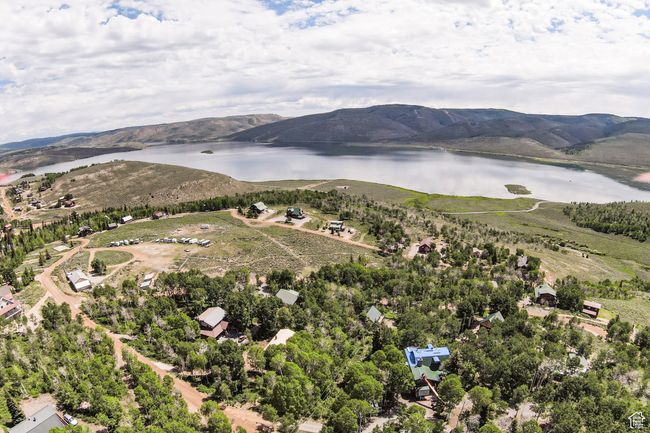 Bird's eye view of a water and mountain view | Image 38