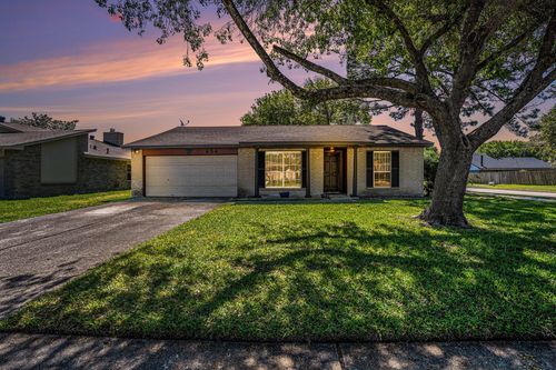 454 Buoy Rd, Webster, TX, 77598-2505 | Card Image