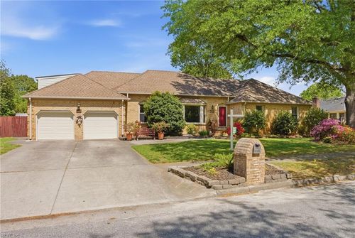 5188 Stratford Chase Dr, Virginia Beach, VA, 23464-5536 | Card Image