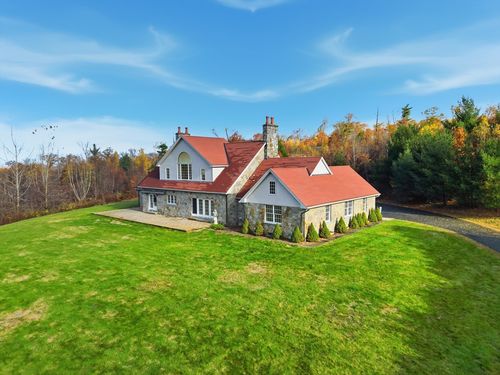 31 T Peck Rd, Monson, MA, 01057-9707 | Card Image