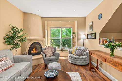 169 Village Ln, Carbondale, CO, 81623-2325 | Card Image