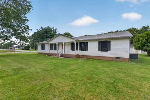 101 Lisa Cir, Winchester, TN, 37398-1448 | Card Image