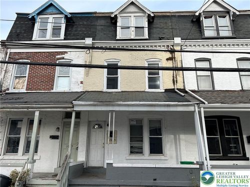 1033 W Court St, Allentown, PA, 18101-1027 | Card Image