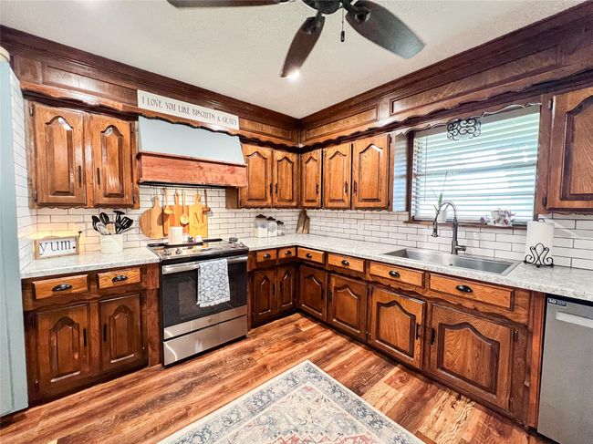 1408 N Avenue J, House other with 3 bedrooms, 2 bathrooms and null parking in Haskell TX | Image 13