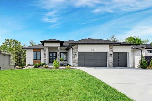15269 W 162nd St, Olathe, KS, 66062 | Card Image