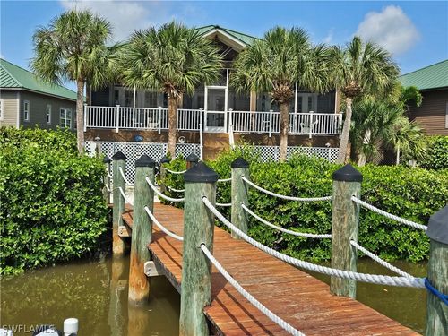 305 Storter Ave N, EVERGLADES CITY, FL, 34139 | Card Image