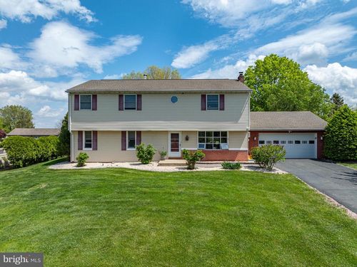 1145 Mega Ln, GILBERTSVILLE, PA, 19525-9209 | Card Image