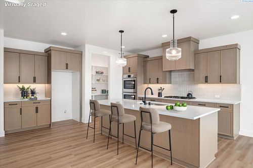 2385 Waterhill Ave, Richland, WA, 99352-5590 | Card Image