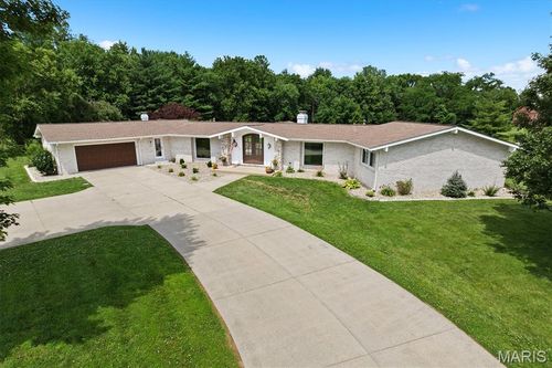 3732 Ridge View Rd, Edwardsville, IL, 62025-7730 | Card Image