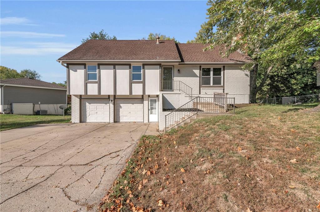 Atkins Ct, Kansas City, MO 64153