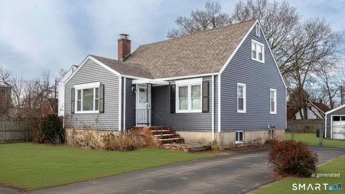 85 Green St, Stratford, CT, 06615-6814 | Card Image