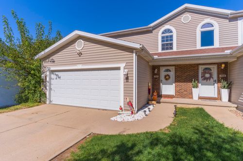 712 Clairidge Cc Grn, Normal, IL, 61761-5354 | Card Image