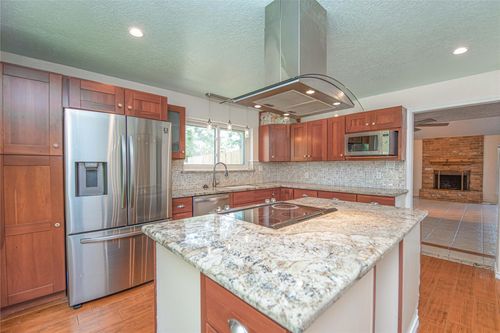 25418 Sugar Valley Ln, Spring, TX, 77373-8016 | Card Image