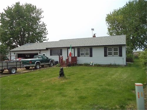 442 S Kilkenny Rd, Kilkenny, MN, 56052-4201 | Card Image
