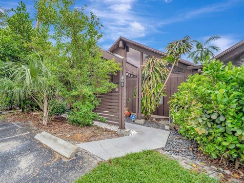 3-12-405 N University Dr, Plantation, FL, 33324-1478 | Card Image