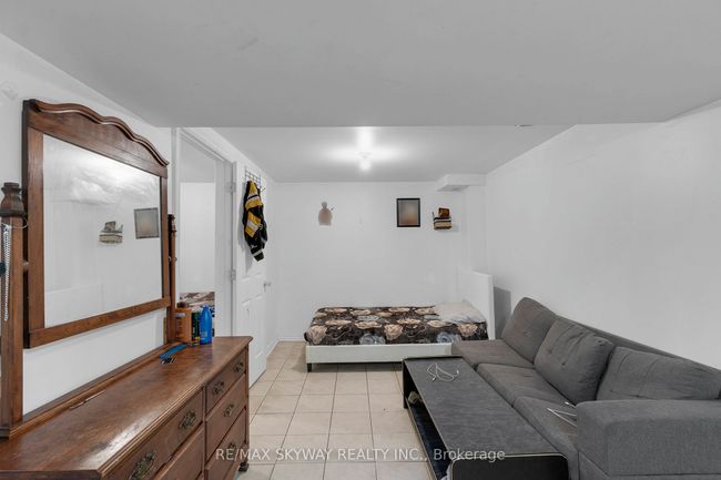 19 Rednor Dr, House attached with 4 bedrooms, 4 bathrooms and 4 parking in Brampton ON | Image 30