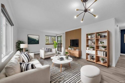 102-1555 Fir St, White Rock, BC, V4B4B6 | Card Image