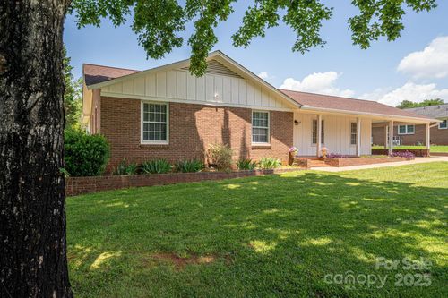1613 Spangler Dr, Shelby, NC, 28150-6135 | Card Image