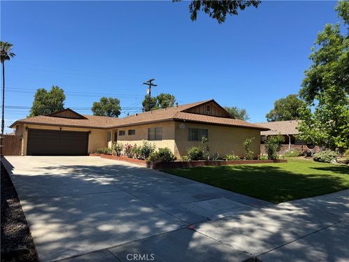 4356 Snowberry St, Riverside, CA, 92504-2803 | Card Image