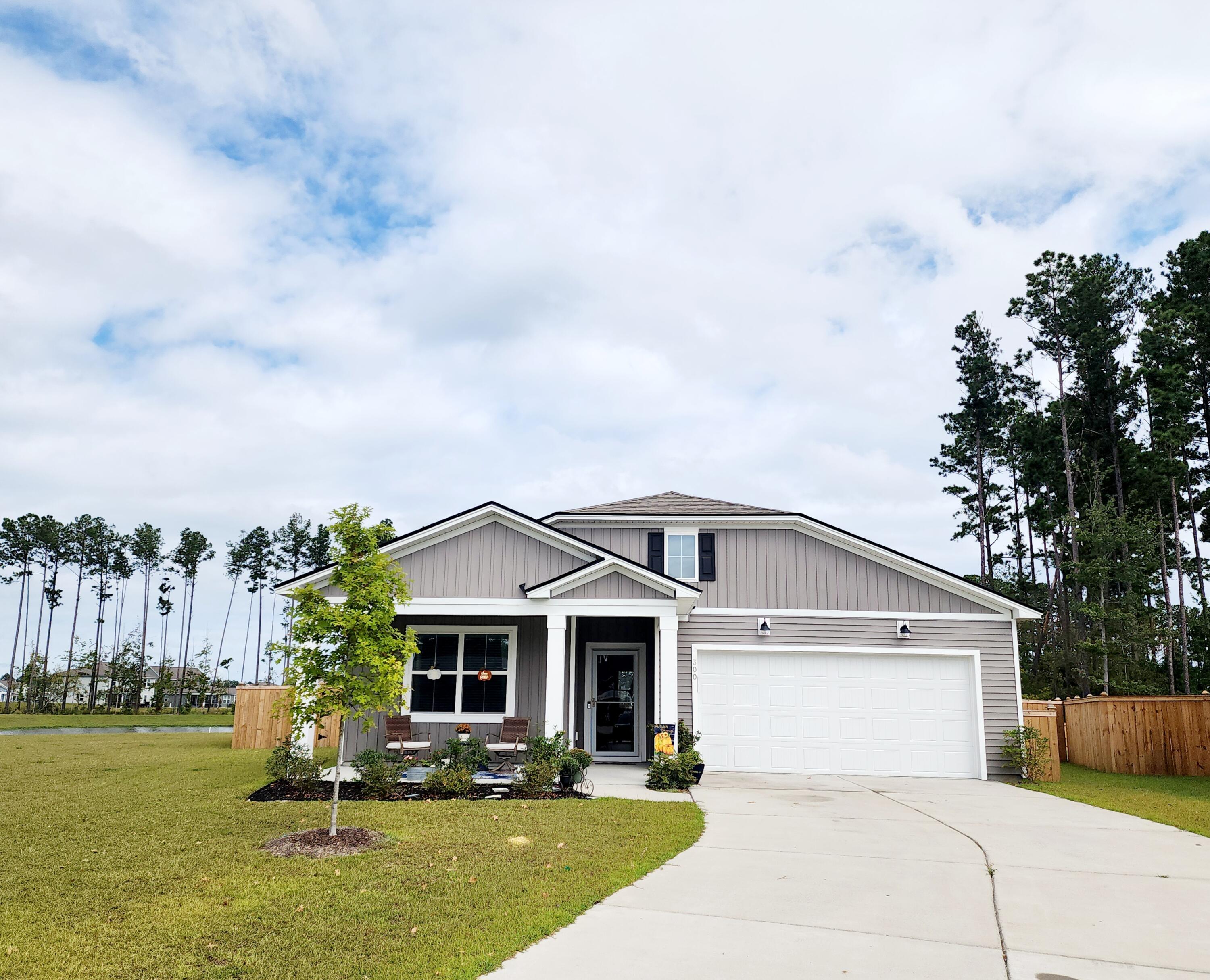 Hampstead Ct, Summerville, SC 29486