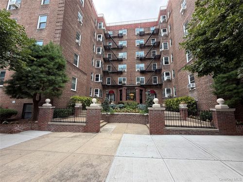 108-99-45 67th Rd, Forest Hills, NY, 11375-3021 | Card Image