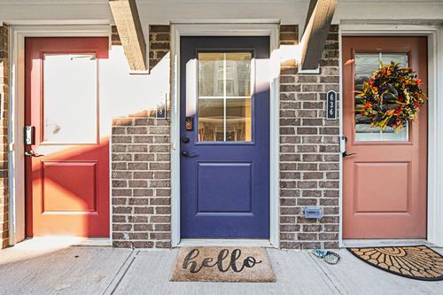 638 Foxhill Dr, Crescent Springs, KY, 41017-1569 | Card Image
