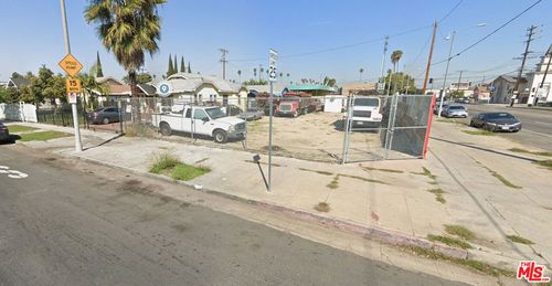 5965 S Figueroa Street, Los Angeles, CA, 90003 | Card Image