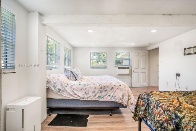 1601 Sw 117 Th Ave, House other with 4 bedrooms, 3 bathrooms and null parking in Davie FL | Image 32