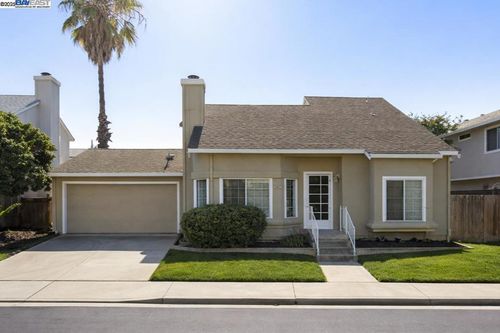 1765 Delta Meadows Way, Oakley, CA, 94561-3140 | Card Image